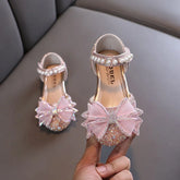 Baby Girls Princess Shoes Sequins Pearl Bow Kids Sandals Non-slip Children Shoes Party Wedding Elegant Performance Shoes F06144