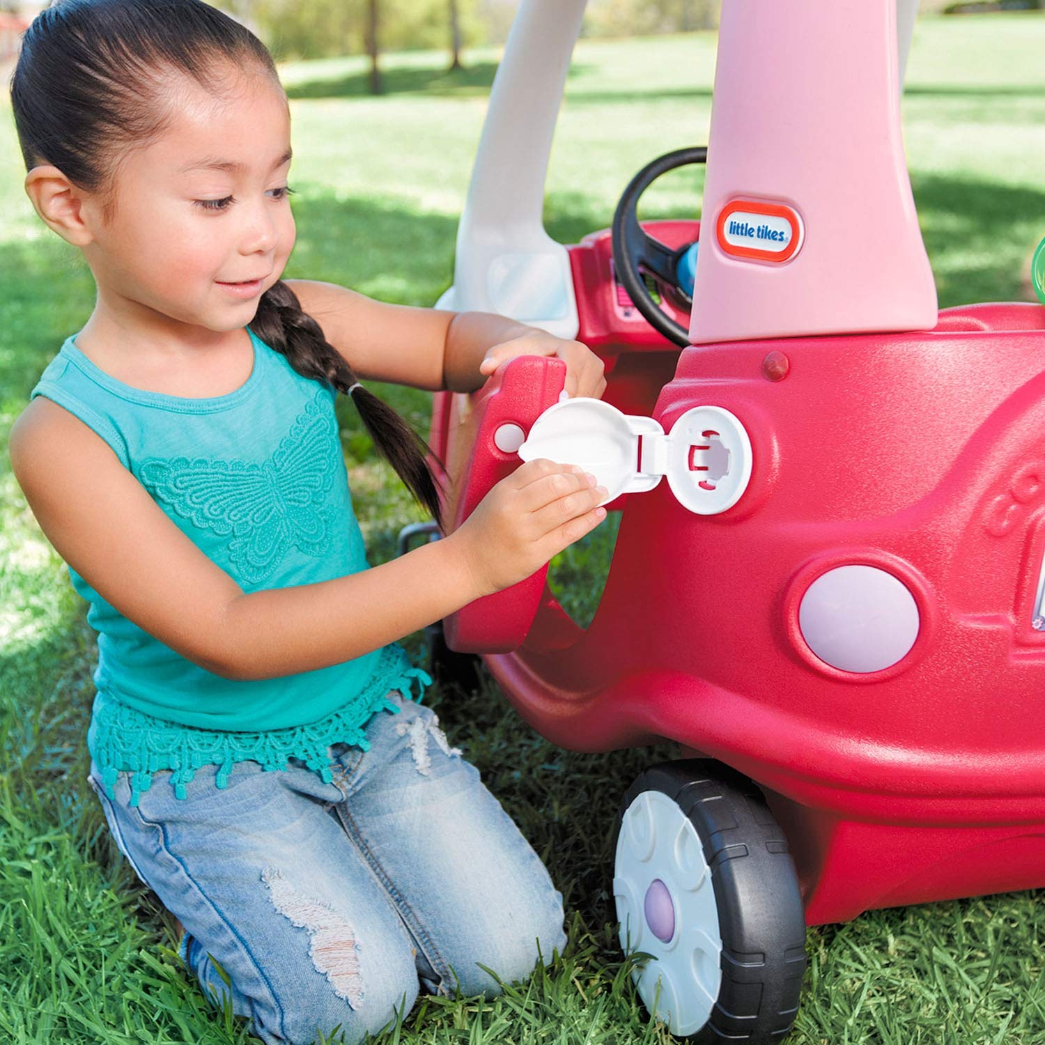 Little Tikes Dino Cozy Coupe Car. Kids Ride-On, Foot to Floor Slider, Mini Vehicle Push Car With Real Working Horn, Clicking Ignition Switch & Petrol Cap. For Ages 18 Months+