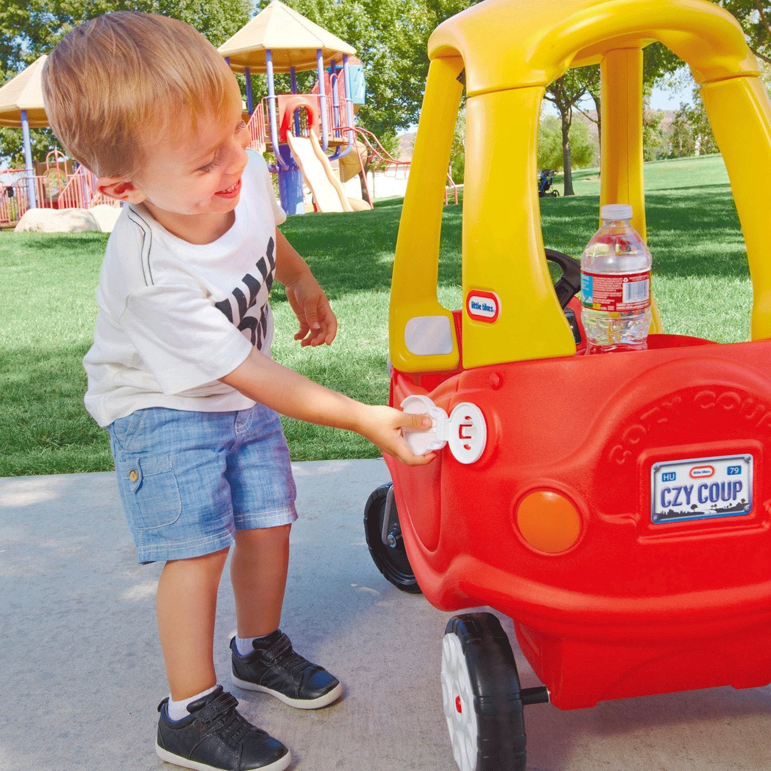 Little Tikes Dino Cozy Coupe Car. Kids Ride-On, Foot to Floor Slider, Mini Vehicle Push Car With Real Working Horn, Clicking Ignition Switch & Petrol Cap. For Ages 18 Months+