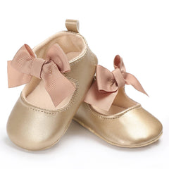 Cute Spring Newborn Golden Baby Shoes Non Slip Cloth Bottom Girl Shoes Elegant Breathable Casual Baby First Walking Shoes 0-18 M