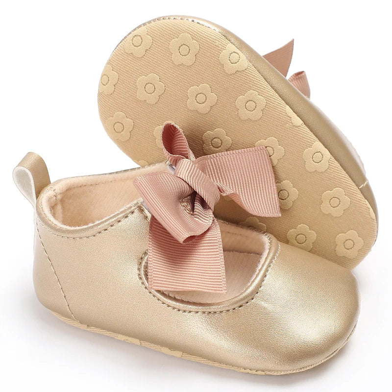 Cute Spring Newborn Golden Baby Shoes Non Slip Cloth Bottom Girl Shoes Elegant Breathable Casual Baby First Walking Shoes 0-18 M