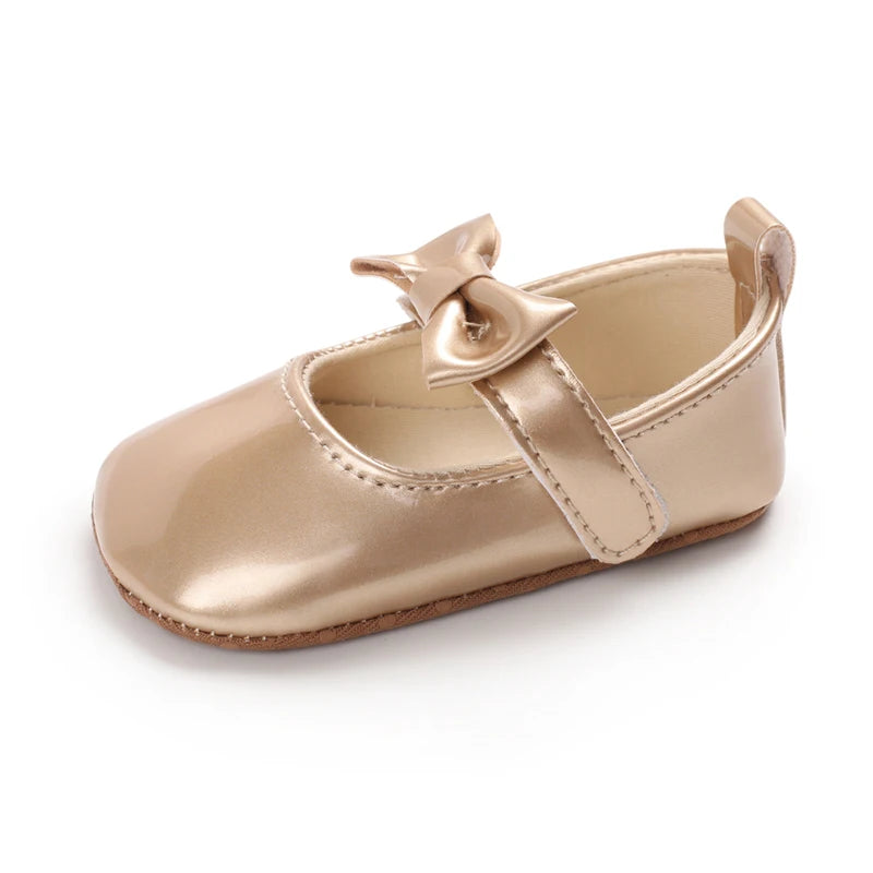 Cute Spring Newborn Golden Baby Shoes Non Slip Cloth Bottom Girl Shoes Elegant Breathable Casual Baby First Walking Shoes 0-18 M