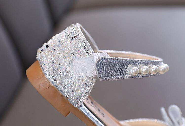 Baby Girls Princess Shoes Sequins Pearl Bow Kids Sandals Non-slip Children Shoes Party Wedding Elegant Performance Shoes F06144