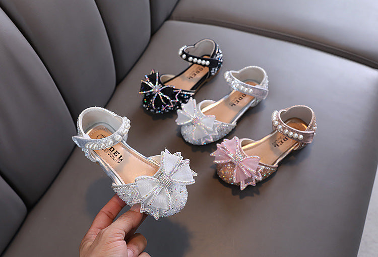 Baby Girls Princess Shoes Sequins Pearl Bow Kids Sandals Non-slip Children Shoes Party Wedding Elegant Performance Shoes F06144
