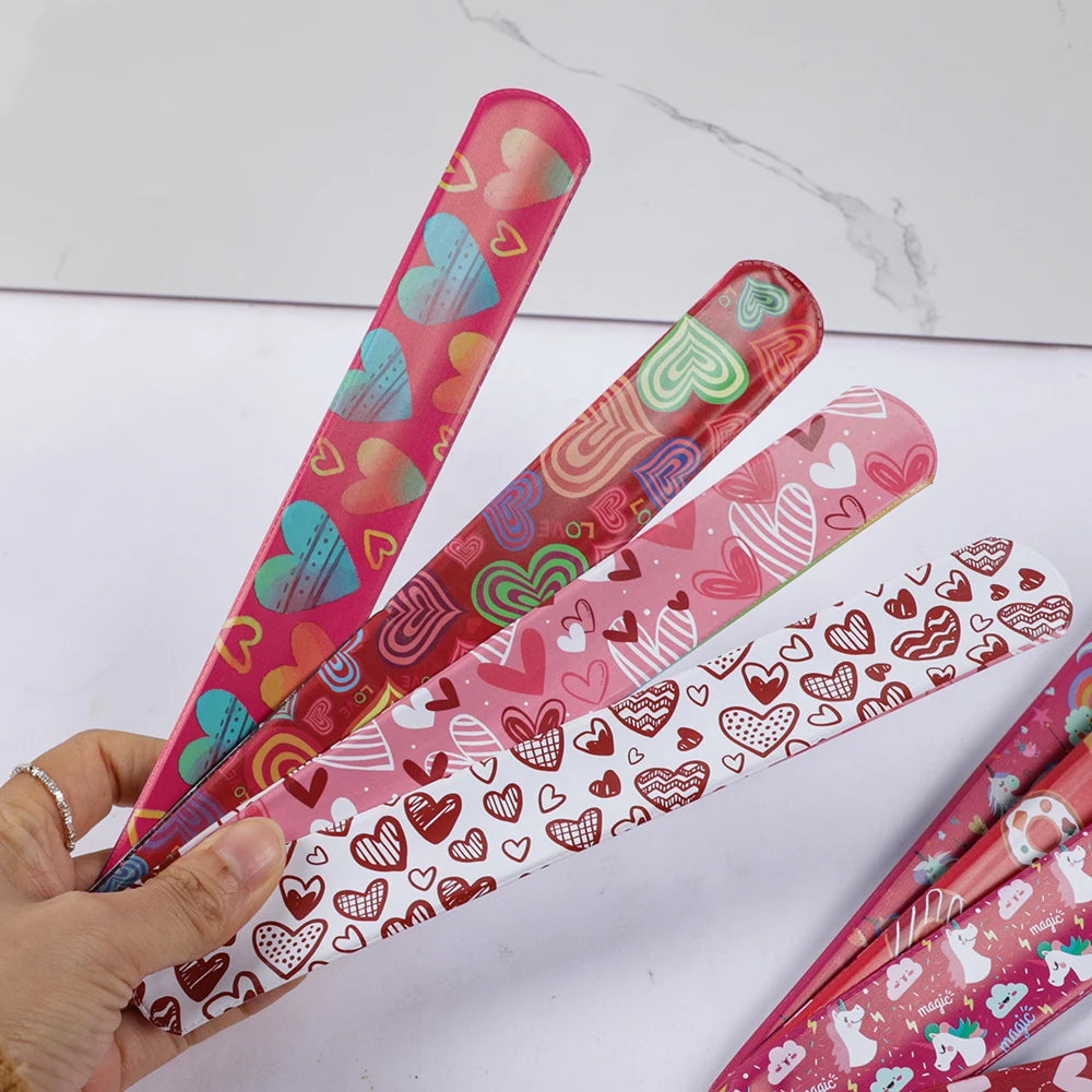 12Pcs Sweet Heart Love Slap Bracelets Valentine's Day Wristbands for Wedding Birthday Party Favors Valentine Anniversary Gift - Idrilay 