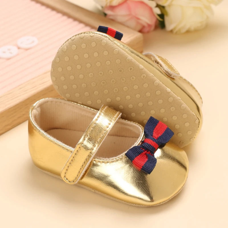 Cute Spring Newborn Golden Baby Shoes Non Slip Cloth Bottom Girl Shoes Elegant Breathable Casual Baby First Walking Shoes 0-18 M