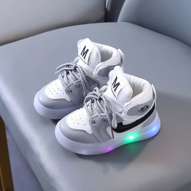Boys Glowing Light Toddler Sneakers Children's Luminous Shoes Little Girls Board Sneakers Girls Shining Light Mesh Casual Shoes