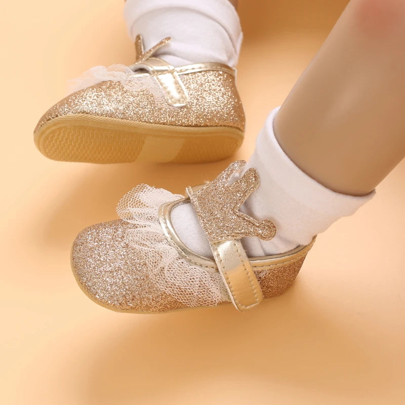 Cute Spring Newborn Golden Baby Shoes Non Slip Cloth Bottom Girl Shoes Elegant Breathable Casual Baby First Walking Shoes 0-18 M