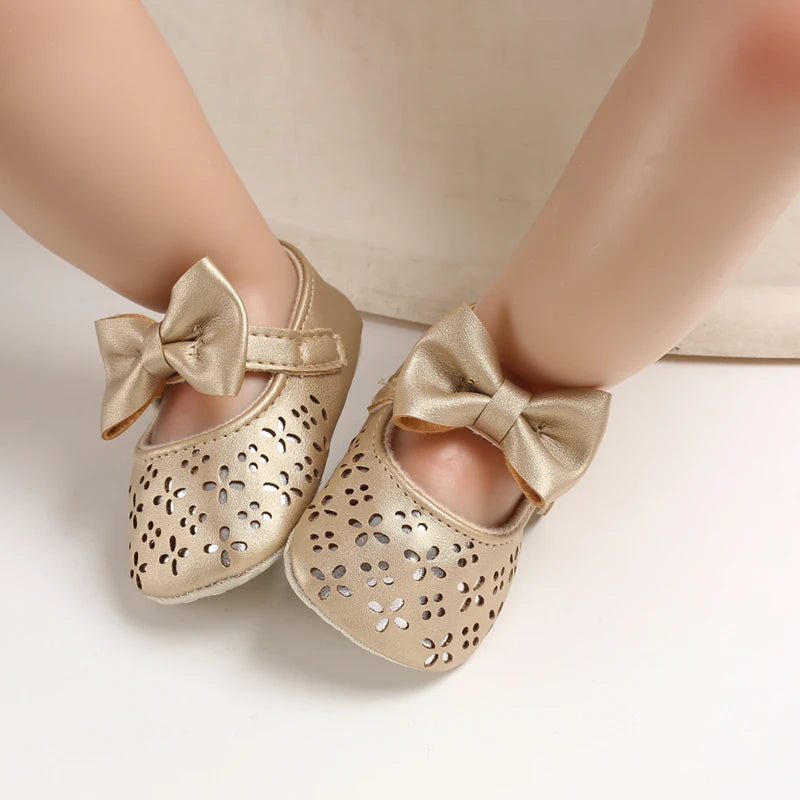 Cute Spring Newborn Golden Baby Shoes Non Slip Cloth Bottom Girl Shoes Elegant Breathable Casual Baby First Walking Shoes 0-18 M