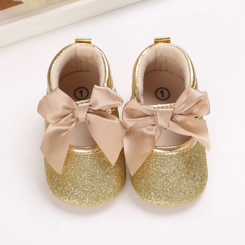 Cute Spring Newborn Golden Baby Shoes Non Slip Cloth Bottom Girl Shoes Elegant Breathable Casual Baby First Walking Shoes 0-18 M