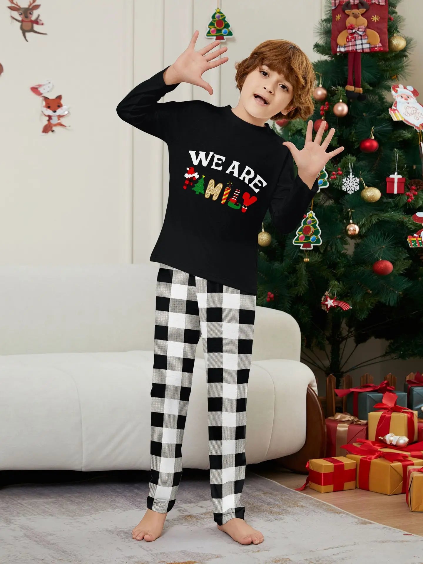 Happy New Year Family Matching Outfits Letter Plaid Print Parent-child 2 Pieces Suit Sleepwear Soft Loose Pajamas Set Xmas Wear