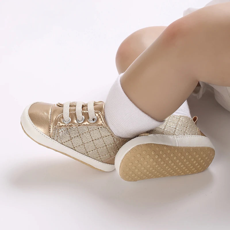 Cute Spring Newborn Golden Baby Shoes Non Slip Cloth Bottom Girl Shoes Elegant Breathable Casual Baby First Walking Shoes 0-18 M